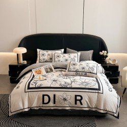 2025 autumn and winter new designer-style baby milk fleece four-piece set, coral fleece, thickened and warm sheets and quilt covers 2025 autumn and winter new designer-style baby milk fleece four-piece set, coral fleece, thickened and warm sheets and quilt covers