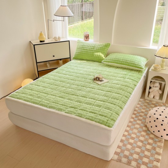Milk velvet mattress pad, thickened home mattress, dormitory single-size student quilt, winter plush blanket Milk velvet mattress pad, thickened home mattress, dormitory single-size student quilt, winter plush blanket