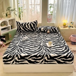 2025 new fitted sheet, one-piece, Simmons mattress, washed cotton dust-proof cover. 2025 new fitted sheet, one-piece, Simmons mattress, washed cotton dust-proof cover.
