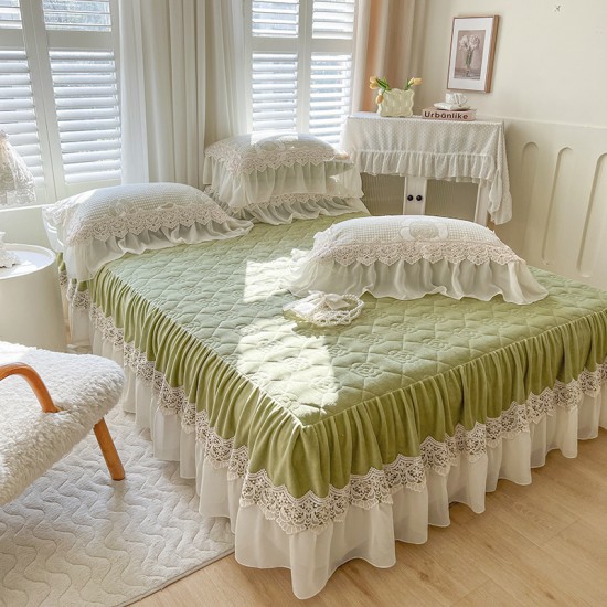 Bed skirt, single-piece, princess-style, milk coral fleece, quilted, thickened lace bed cover, bed sheet with skirt and apron. Bed skirt, single-piece, princess-style, milk coral fleece, quilted, thickened lace bed cover, bed sheet with skirt and apron.