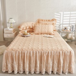 Princess style lace bed skirt, one-piece, lace quilted fitted sheet with skirt, four-season three-piece set. Princess style lace bed skirt, one-piece, lace quilted fitted sheet with skirt, four-season three-piece set.