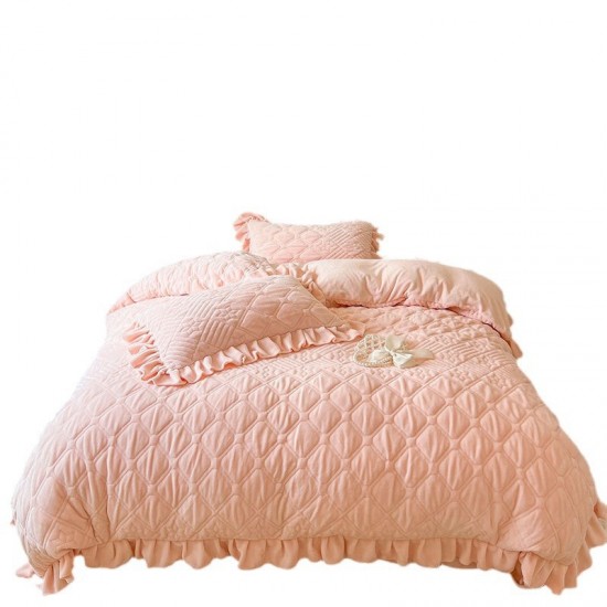 Thickened Warm Milk Fleece Four-Piece Quilted Quilt Cover, Coral Fleece Flannel Princess Style Bedding Thickened Warm Milk Fleece Four-Piece Quilted Quilt Cover, Coral Fleece Flannel Princess Style Bedding