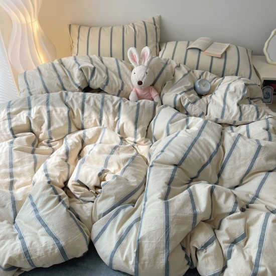 Simple colorful striped washed cotton four-piece bedding set, MUJI-style, ultra-soft waxed quilt cover, three-piece student bed sheet set. Simple colorful striped washed cotton four-piece bedding set, MUJI-style, ultra-soft waxed quilt cover, three-piece student bed sheet set.