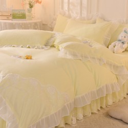 Korean princess-style bed skirt, four-piece lace quilt cover, girly solid-color sheets, washed cotton bedding. Korean princess-style bed skirt, four-piece lace quilt cover, girly solid-color sheets, washed cotton bedding.