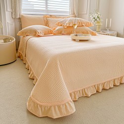Free shipping on Korean double-sided washed cotton and linen bed cover, three-piece lace white quilted, non-slip bed sheet set for spring and summer.
