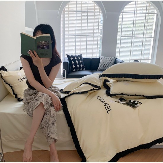 Waffle washed cotton four-piece set, summer bedding, dormitory three-piece duvet cover, bed sheet. Single black lace fitted sheet (ins) Waffle washed cotton four-piece set, summer bedding, dormitory three-piece duvet cover, bed sheet. Single black lace fitted sheet (ins)