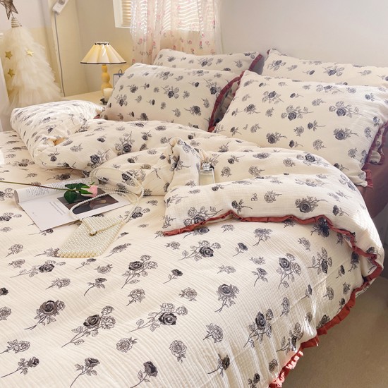 Infant and toddler Category A pure cotton gauze quilt cover, double-layered, pure cotton crinkle yarn, children's and kindergarten lace quilt cover Infant and toddler Category A pure cotton gauze quilt cover, double-layered, pure cotton crinkle yarn, children's and kindergarten lace quilt cover