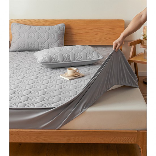 New waterproof fitted sheet, thickened quilted Simmons mattress protector, baby changing pad, mattress cover, bedspread New waterproof fitted sheet, thickened quilted Simmons mattress protector, baby changing pad, mattress cover, bedspread
