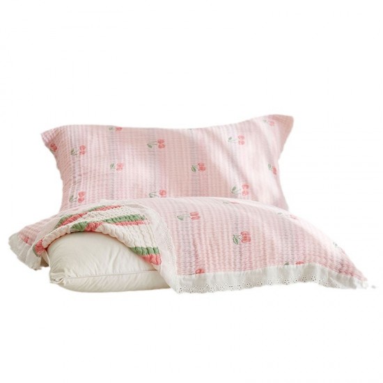 Pair of bamboo cotton Class A pillowcases. Summer pillowcase, thickened single double-sided, non-slip, cartoon-style cotton yarn coverlet for home use. Pair of bamboo cotton Class A pillowcases. Summer pillowcase, thickened single double-sided, non-slip, cartoon-style cotton yarn coverlet for home use.