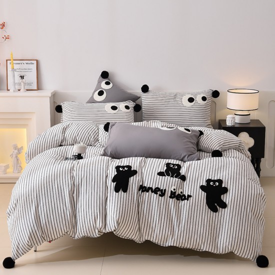 Cute cartoon washed cotton four-piece bed set, pure cotton quilt cover, children's three-piece fitted sheet set, type A Cute cartoon washed cotton four-piece bed set, pure cotton quilt cover, children's three-piece fitted sheet set, type A
