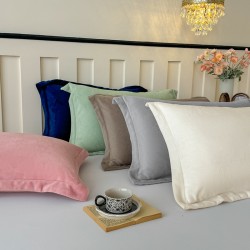 Autumn and winter warm pillowcases, gray and solid pink flannel coral fleece, single and double coral fleece pillowcases. Autumn and winter warm pillowcases, gray and solid pink flannel coral fleece, single and double coral fleece pillowcases.