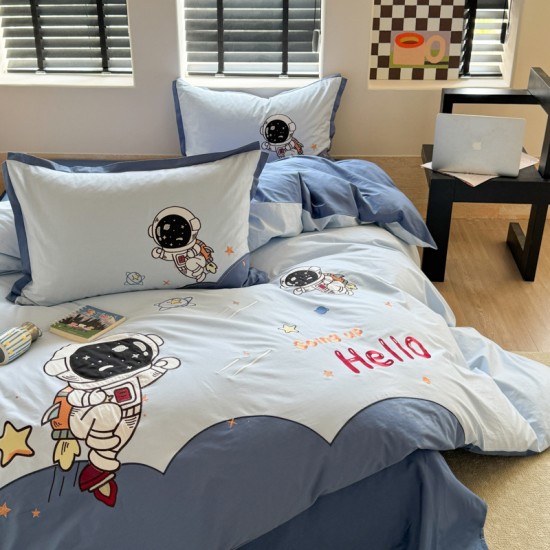 INS children's boys' four-piece cotton bedding set with astronaut cartoon 100, three-piece cotton sheet and quilt cover set INS children's boys' four-piece cotton bedding set with astronaut cartoon 100, three-piece cotton sheet and quilt cover set