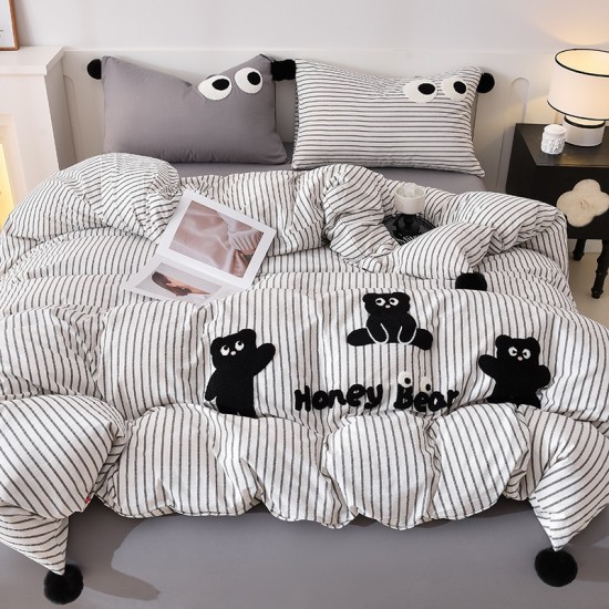 Cute cartoon washed cotton four-piece bed set, pure cotton quilt cover, children's three-piece fitted sheet set, type A Cute cartoon washed cotton four-piece bed set, pure cotton quilt cover, children's three-piece fitted sheet set, type A