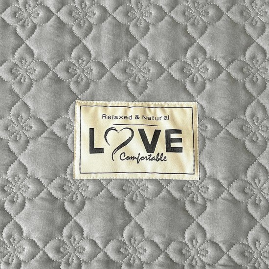Solid color washed cotton quilted bed skirt, one-piece, non-slip, spring and summer bedspread, bed skirt, 2025 new summer style. Solid color washed cotton quilted bed skirt, one-piece, non-slip, spring and summer bedspread, bed skirt, 2025 new summer style.