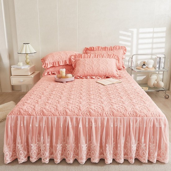 Princess style lace bed skirt, one-piece, lace quilted fitted sheet with skirt, four-season three-piece set. Princess style lace bed skirt, one-piece, lace quilted fitted sheet with skirt, four-season three-piece set.