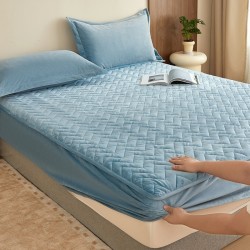 Autumn and winter warm milk fleece fitted sheet, quilted quilted bed sheet, thickened solid color baby fleece bed cover with elastic bands. Autumn and winter warm milk fleece fitted sheet, quilted quilted bed sheet, thickened solid color baby fleece bed cover with elastic bands.