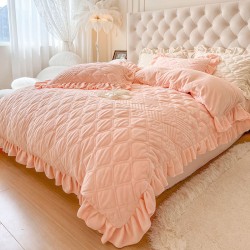 Thickened Warm Milk Fleece Four-Piece Quilted Quilt Cover, Coral Fleece Flannel Princess Style Bedding Thickened Warm Milk Fleece Four-Piece Quilted Quilt Cover, Coral Fleece Flannel Princess Style Bedding